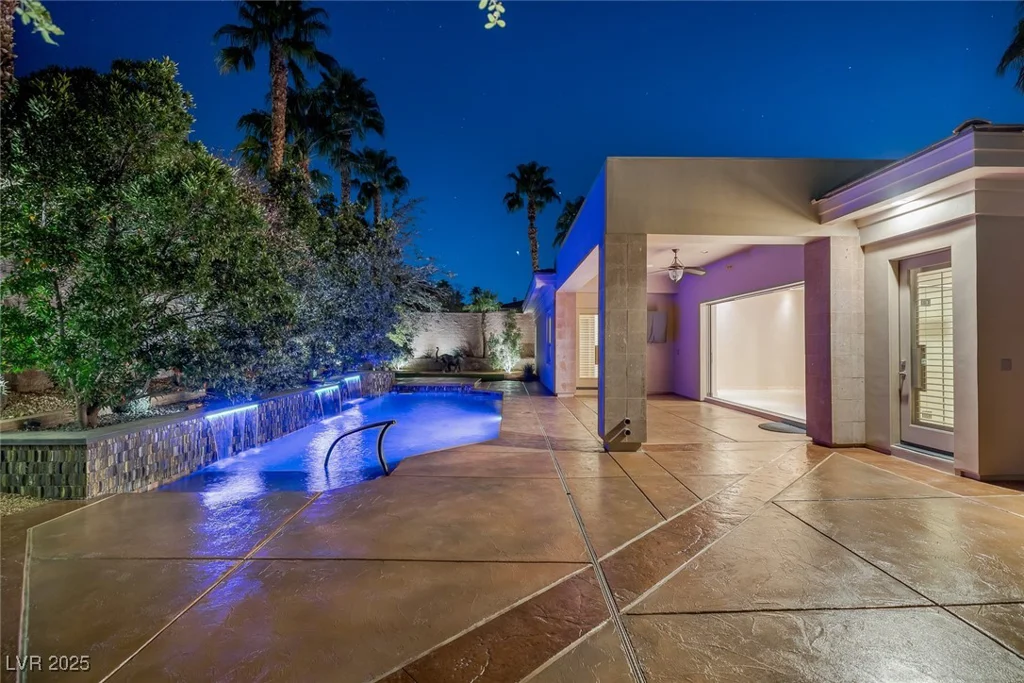1665 Liege, Henderson, NV 89012