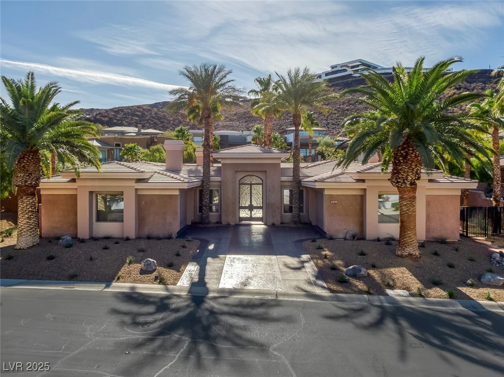 1665 Liege, Henderson, NV 89012