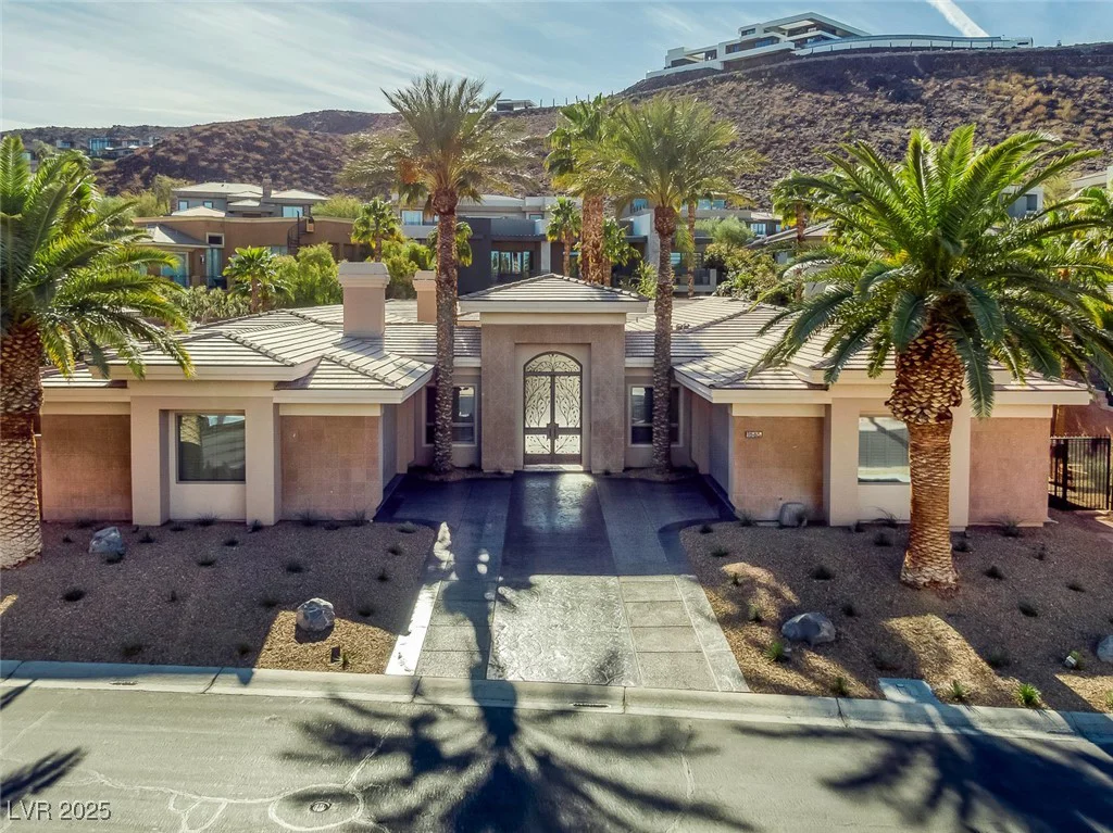 1665 Liege, Henderson, NV 89012