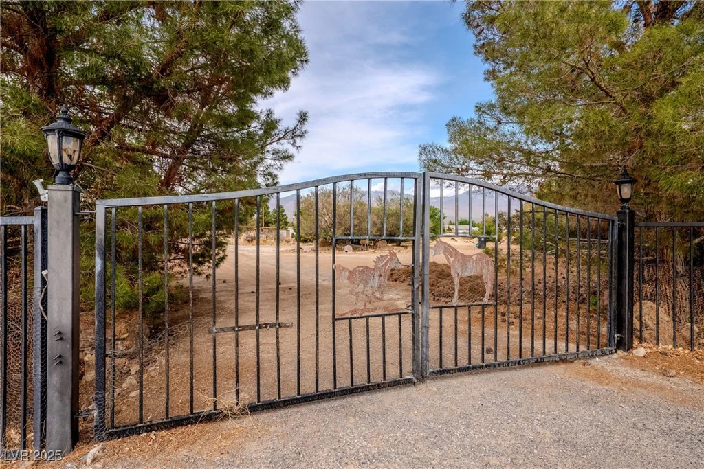 5081 Riata, Pahrump, NV 89060