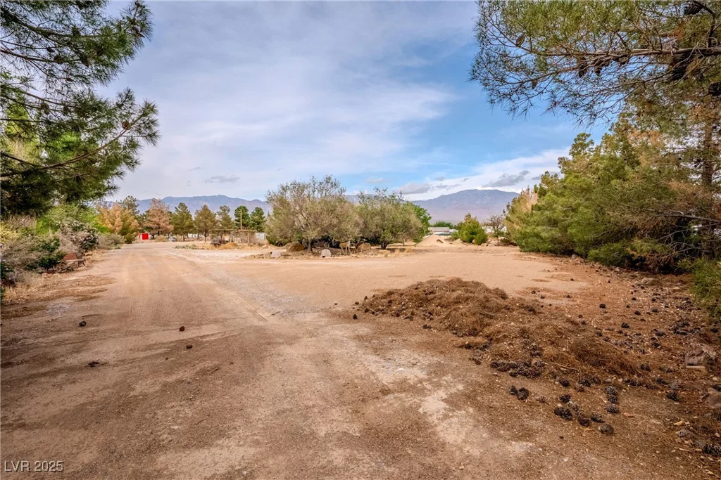 5081 Riata, Pahrump, NV 89060