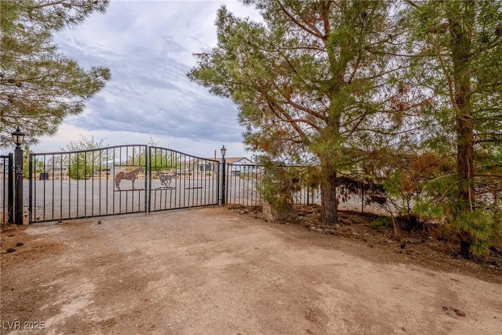 5081 Riata, Pahrump, NV 89060