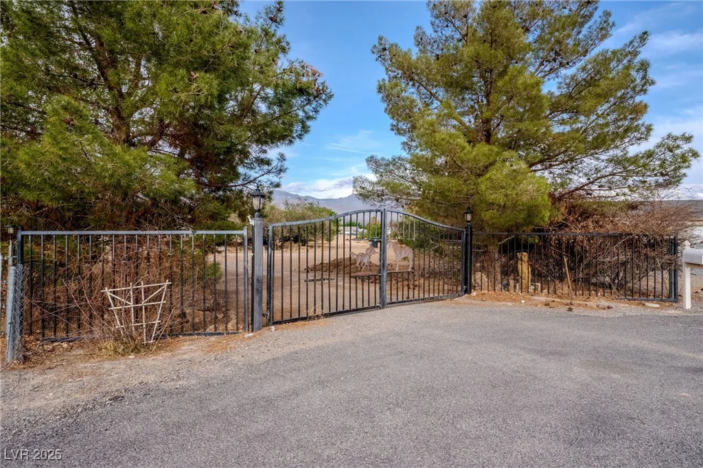 5081 Riata, Pahrump, NV 89060