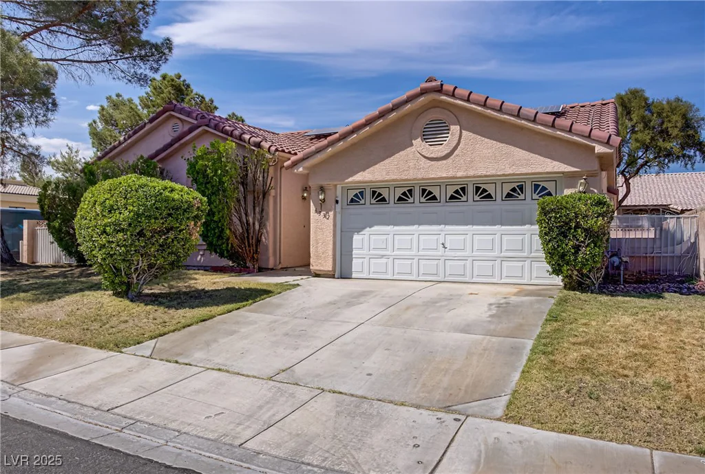 6332 Sierra Pines, Las Vegas, NV 89130