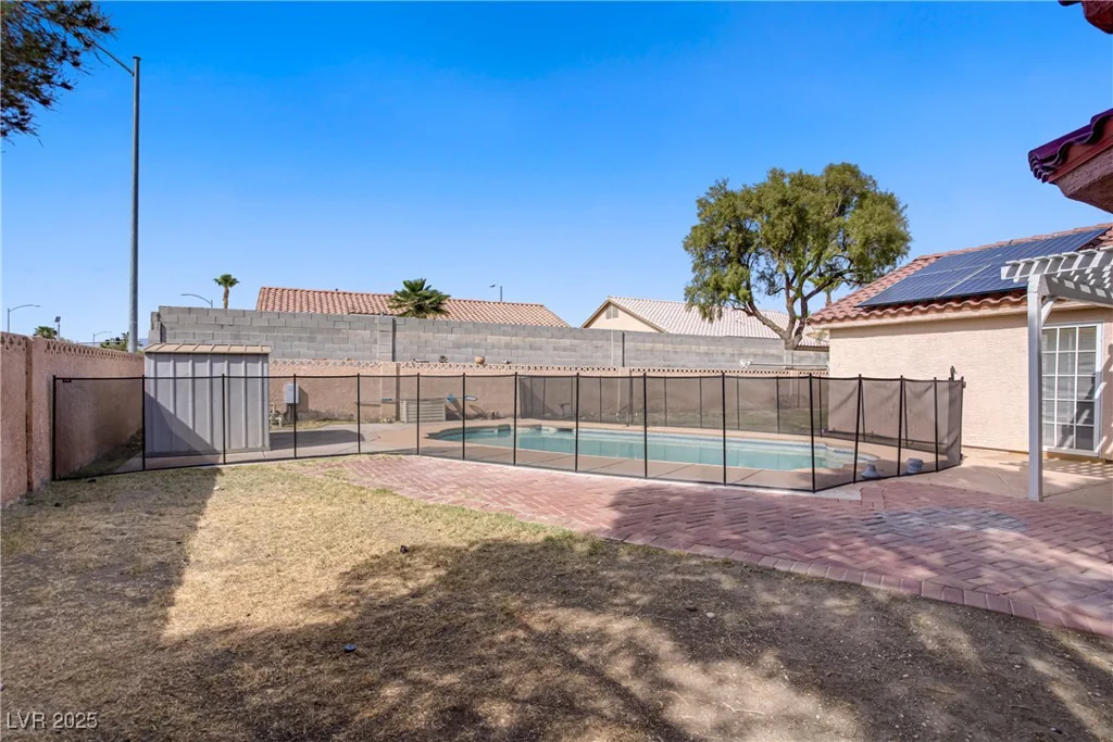 6332 Sierra Pines, Las Vegas, NV 89130