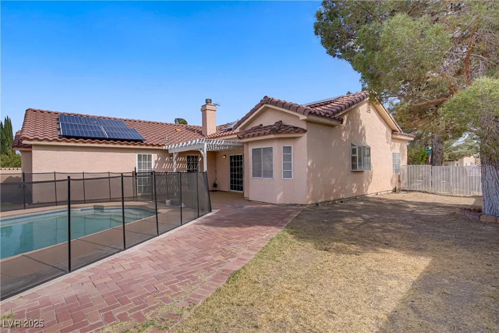6332 Sierra Pines, Las Vegas, NV 89130