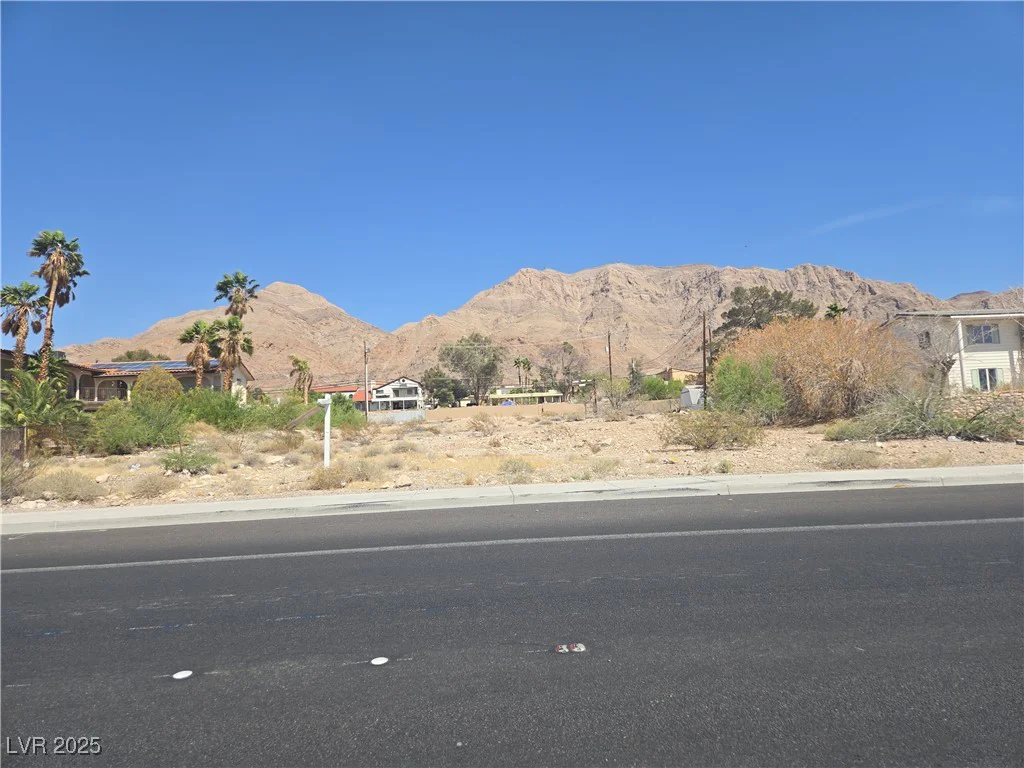 Hollywood Washington BL, Las Vegas, NV 89110