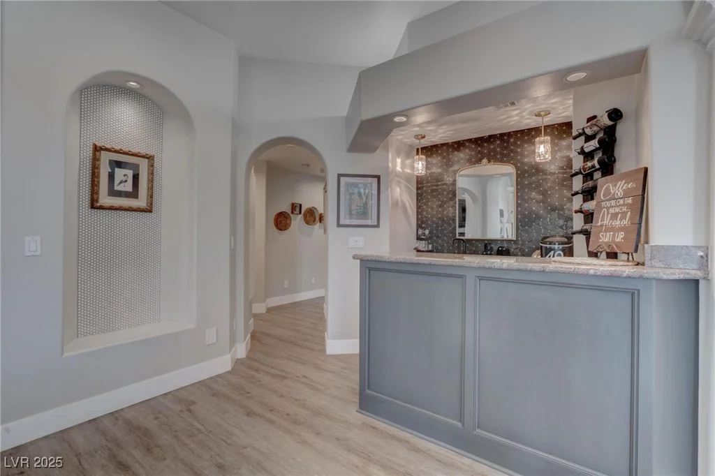 4594 Blue Mesa, Las Vegas, NV 89129