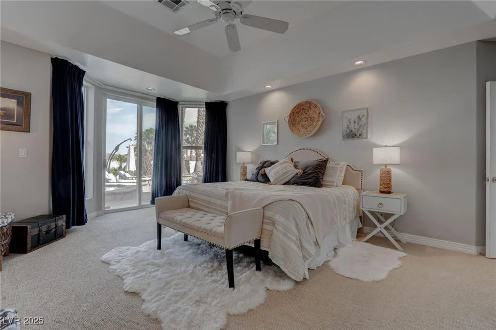 4594 Blue Mesa, Las Vegas, NV 89129