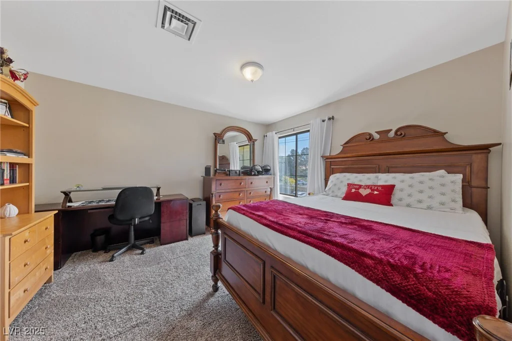 4865 Torrey Pines, Las Vegas, NV 89103