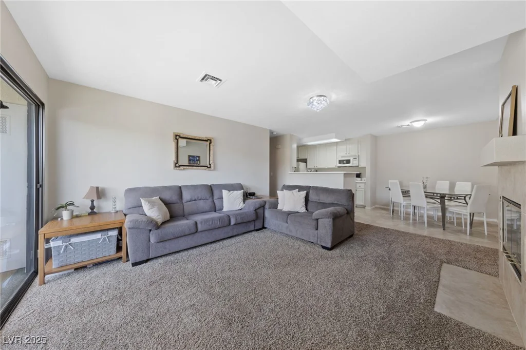4865 Torrey Pines, Las Vegas, NV 89103