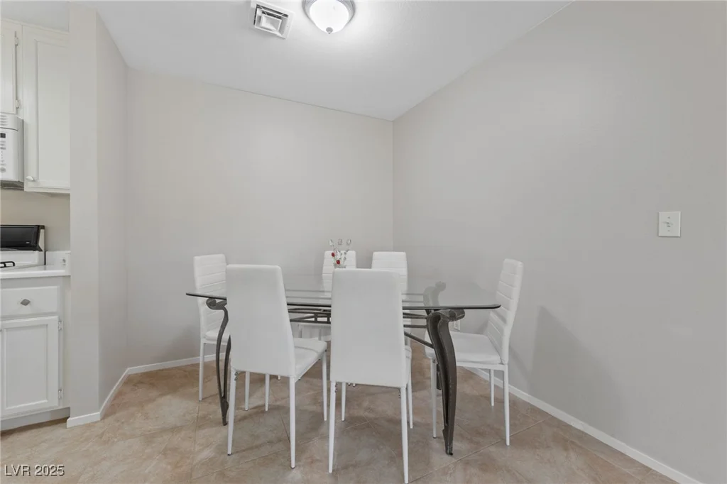 4865 Torrey Pines, Las Vegas, NV 89103