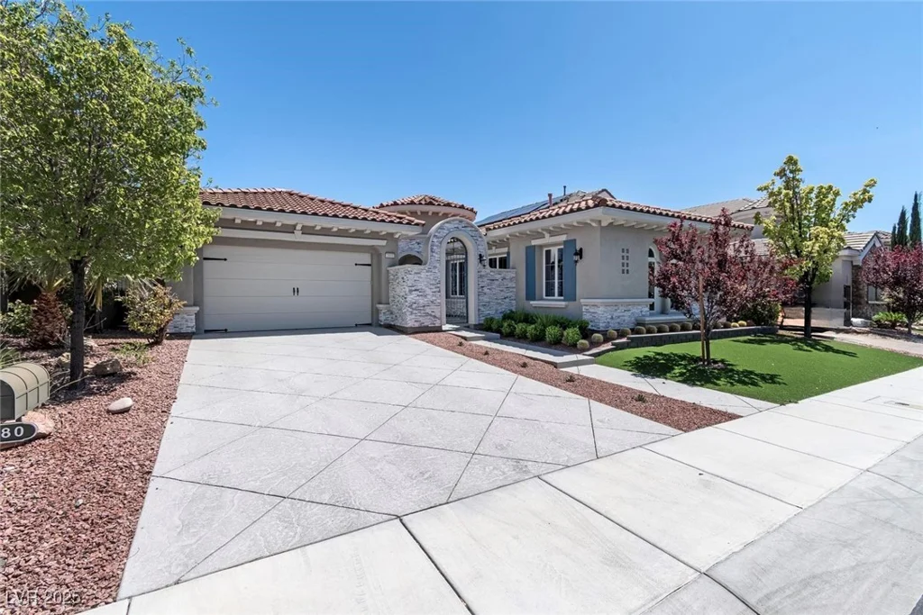 2080 Orchard Mist, Las Vegas, NV 89135