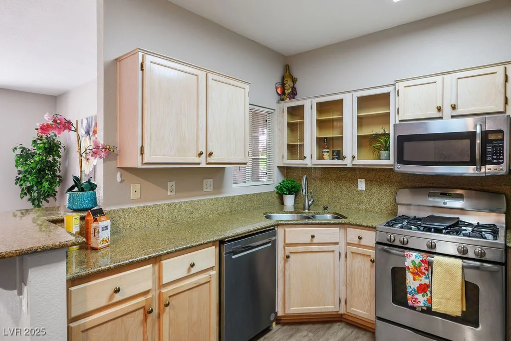 1830 Buffalo, Las Vegas, NV 89128