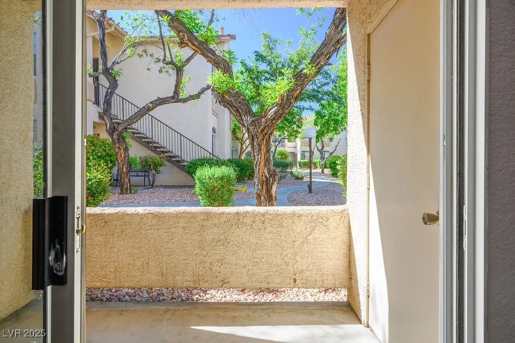 1830 Buffalo, Las Vegas, NV 89128
