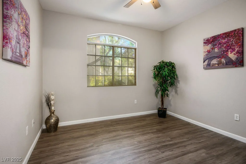 1830 Buffalo, Las Vegas, NV 89128