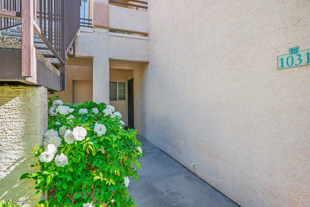 1830 Buffalo, Las Vegas, NV 89128