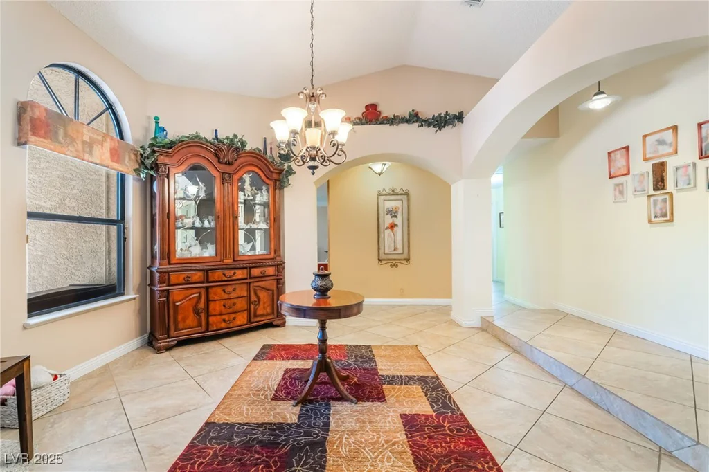 3221 Palmdesert, Las Vegas, NV 89120