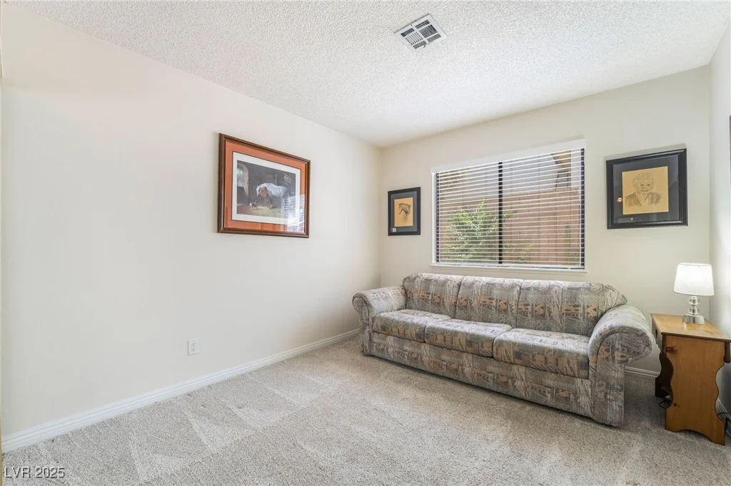 3221 Palmdesert, Las Vegas, NV 89120