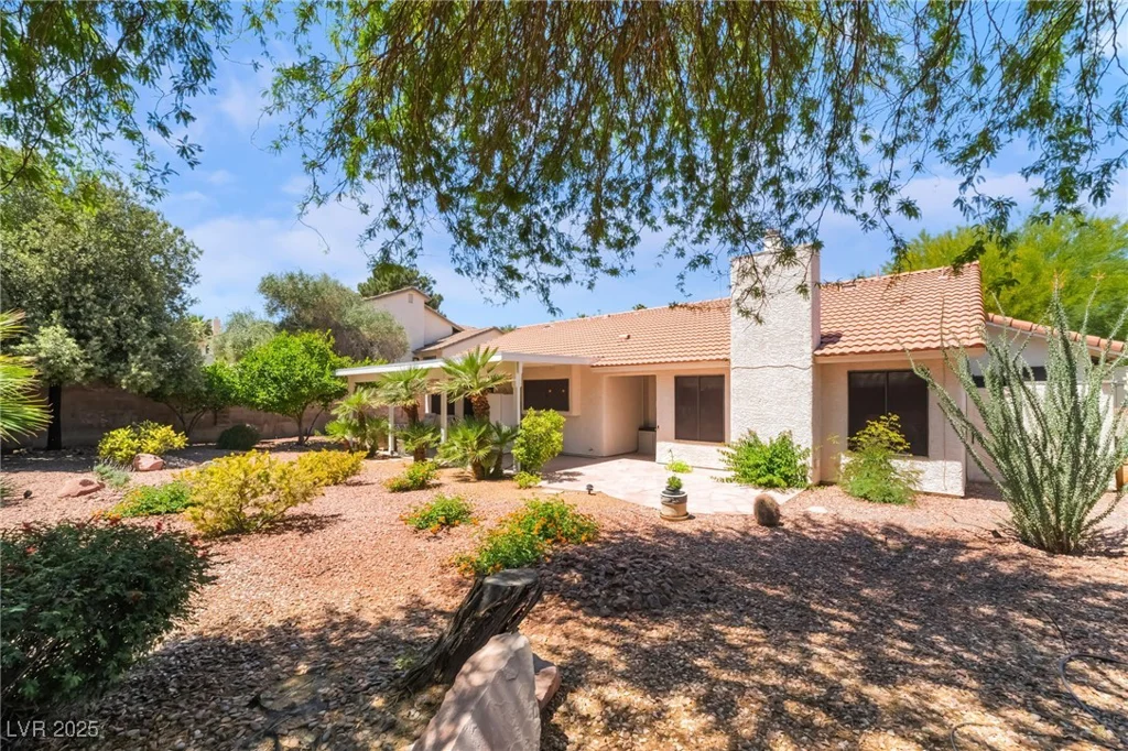 3221 Palmdesert, Las Vegas, NV 89120