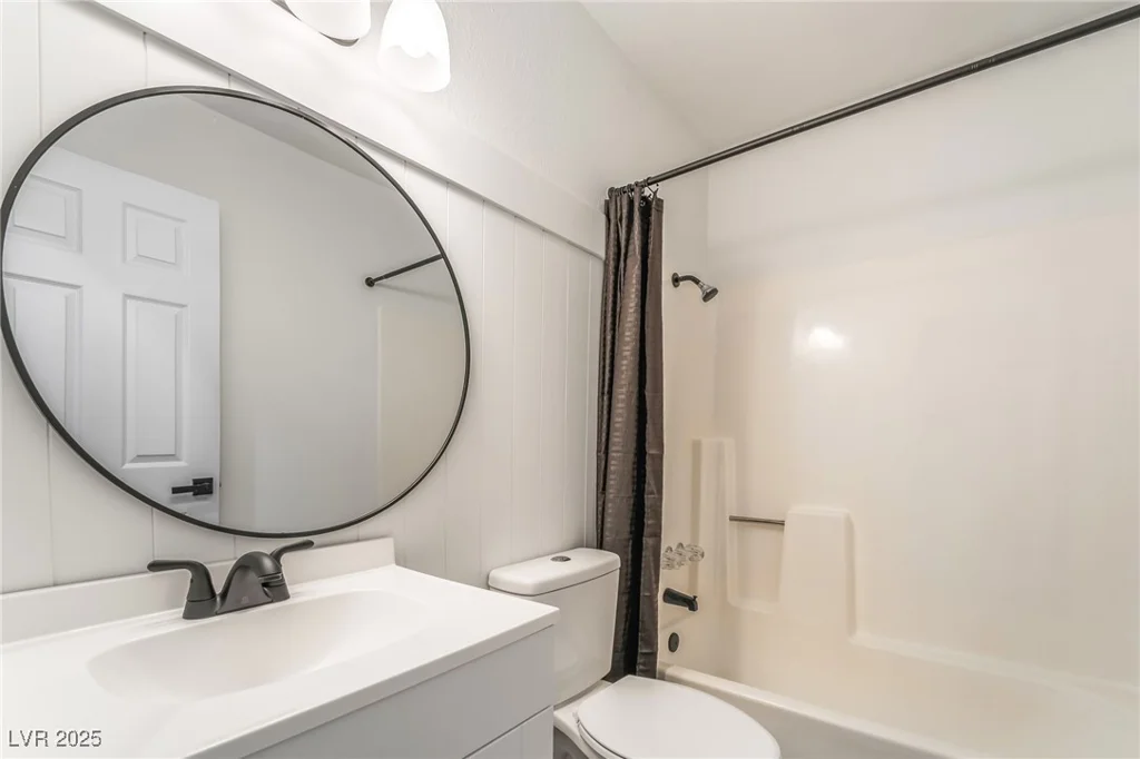 4498 Via San Rafael, Las Vegas, NV 89103