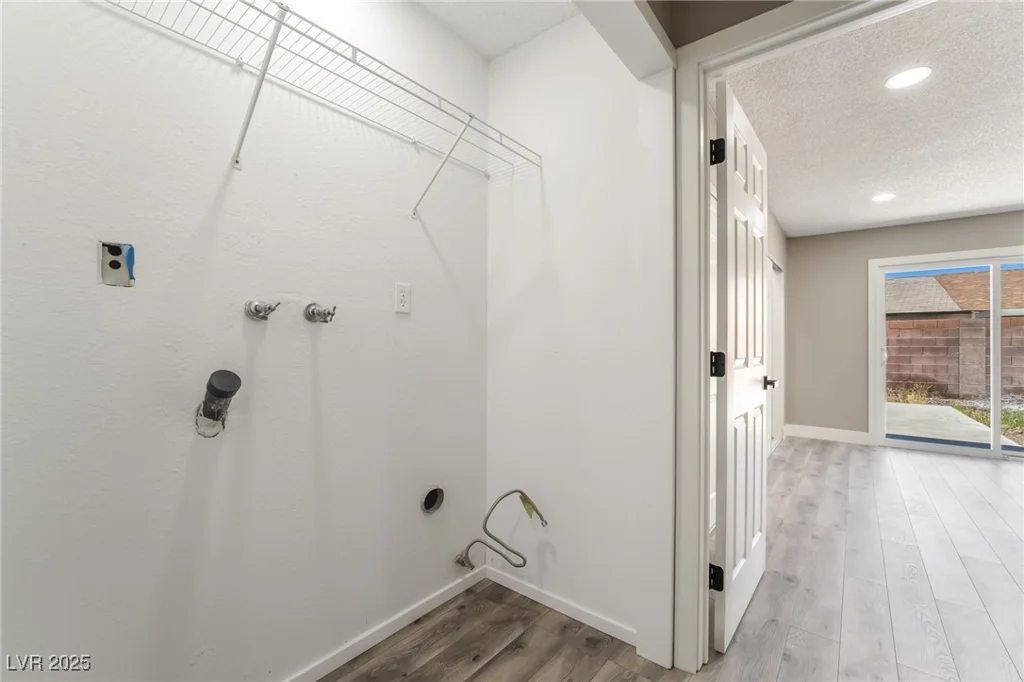 4498 Via San Rafael, Las Vegas, NV 89103