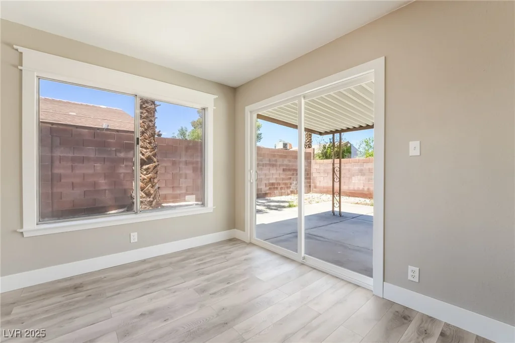 4498 Via San Rafael, Las Vegas, NV 89103