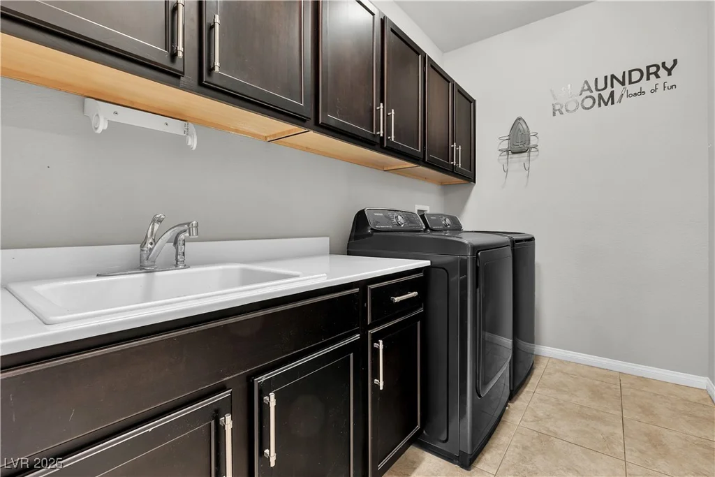 4818 Al Carrison, Las Vegas, NV 89149