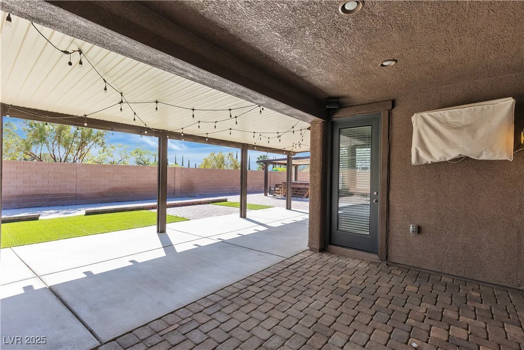 4818 Al Carrison, Las Vegas, NV 89149