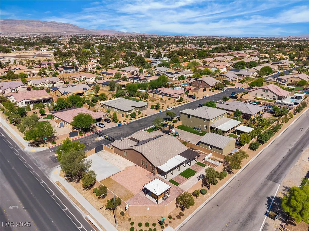 4818 Al Carrison, Las Vegas, NV 89149