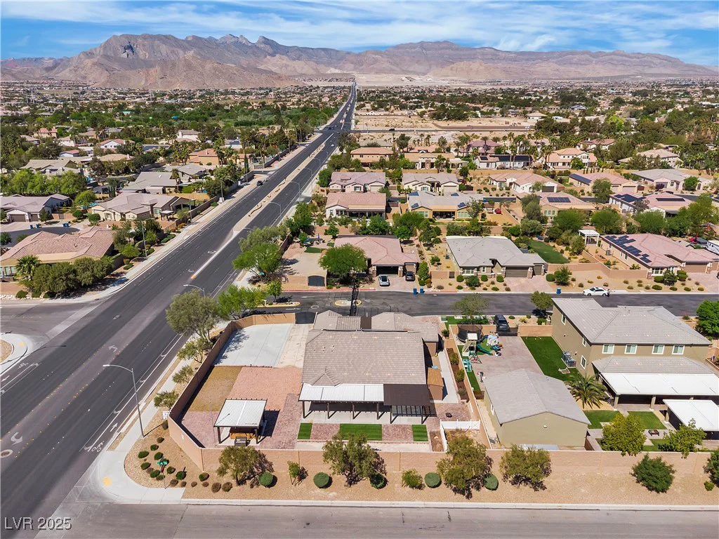 4818 Al Carrison, Las Vegas, NV 89149