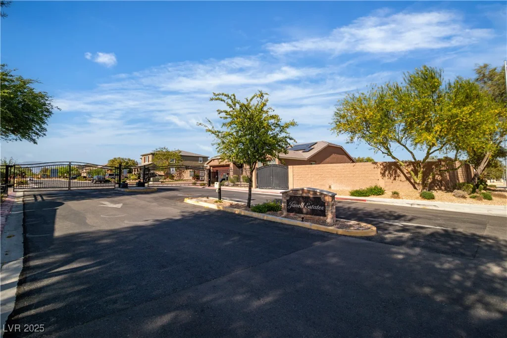 4818 Al Carrison, Las Vegas, NV 89149