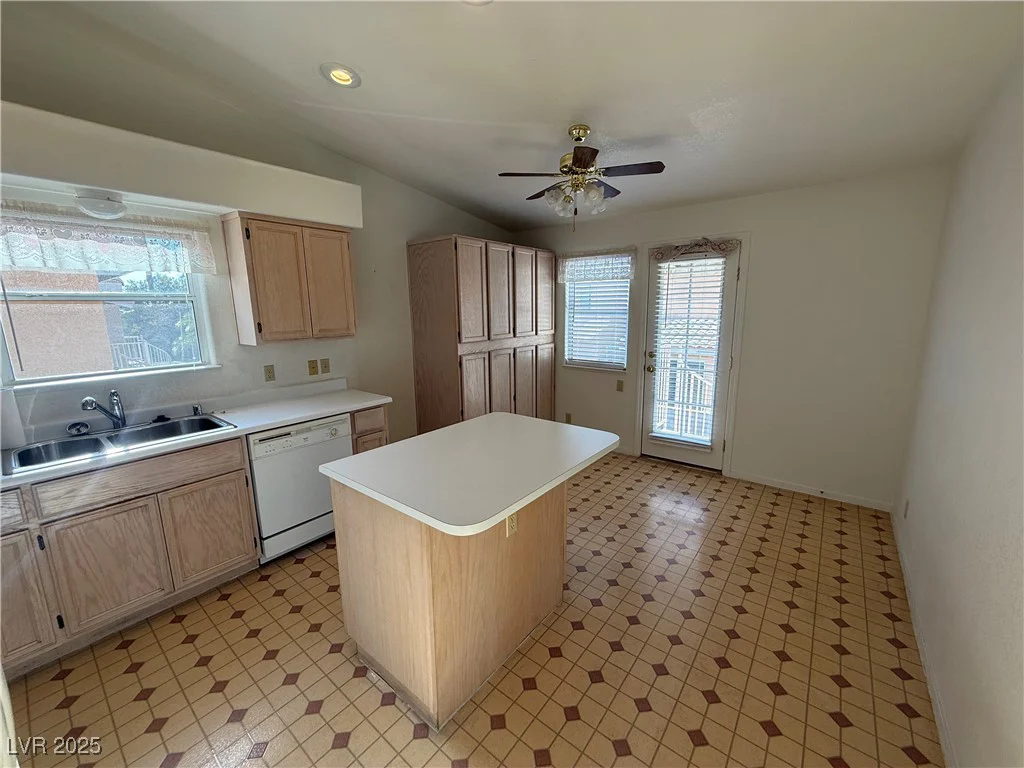 8049 Celestial, Las Vegas, NV 89128