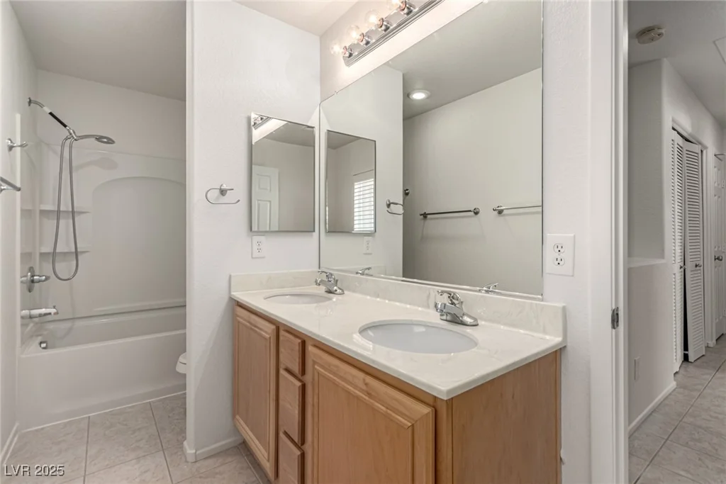 519 Brinkburn Point, Las Vegas, NV 89178