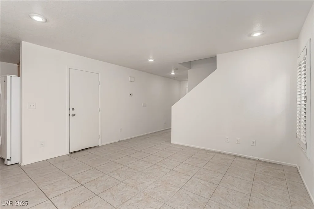 519 Brinkburn Point, Las Vegas, NV 89178