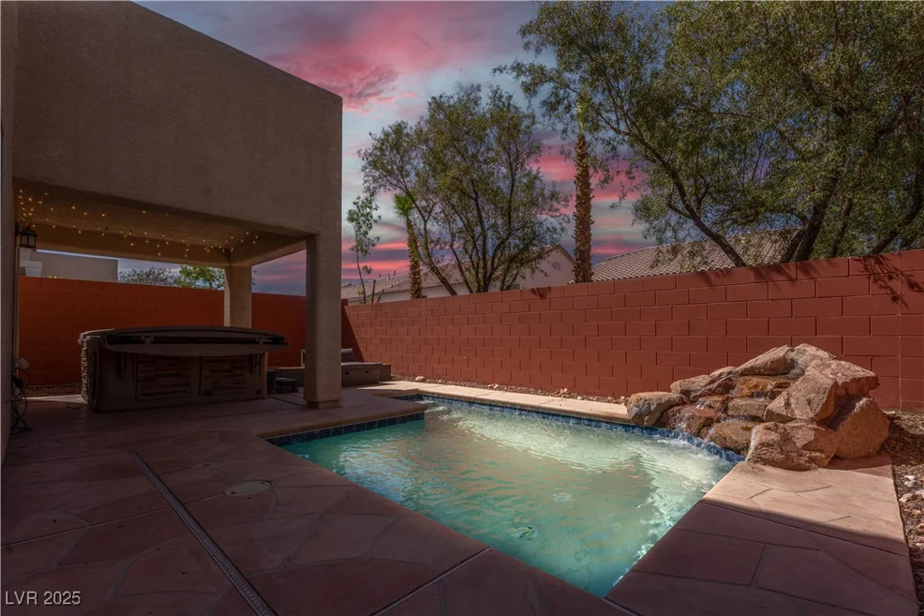 214 Bella Matese, Las Vegas, NV 89183