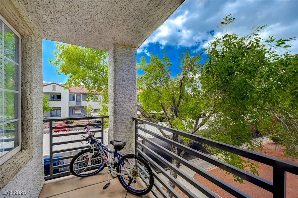 3318 Decatur, Las Vegas, NV 89130