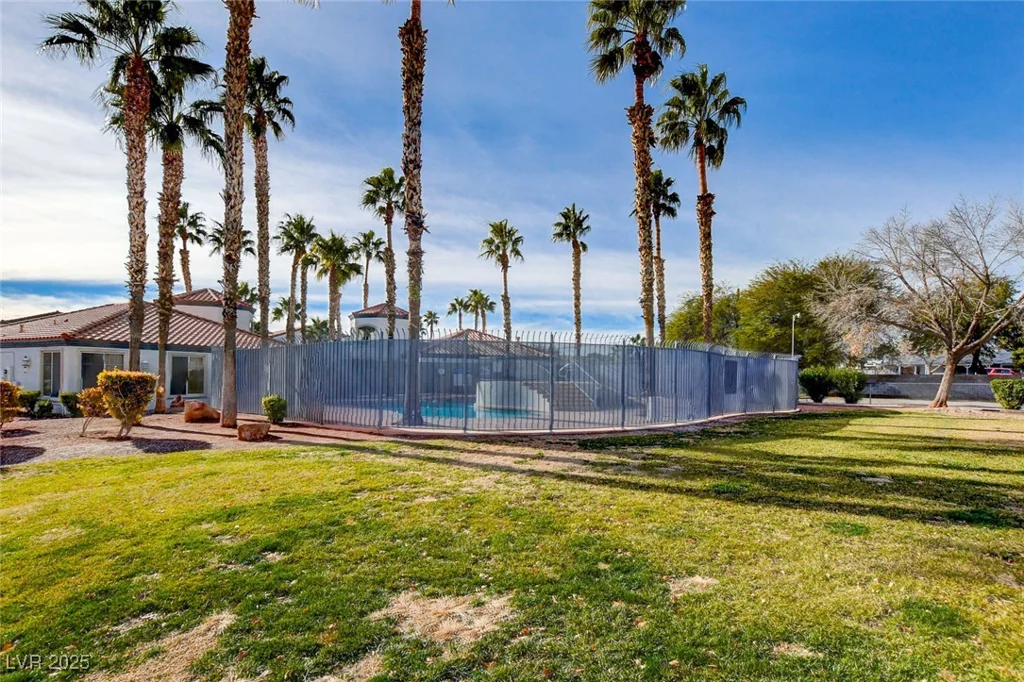 3318 Decatur, Las Vegas, NV 89130