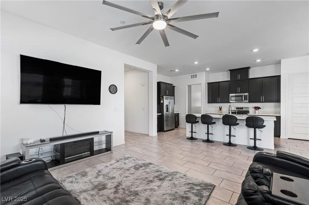 713 Webber Park, Henderson, NV 89011