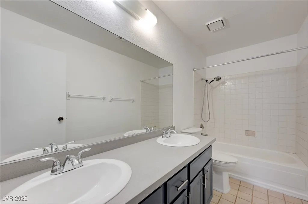 2377 Los Feliz, Las Vegas, NV 89156