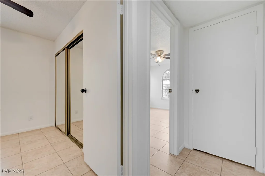 2377 Los Feliz, Las Vegas, NV 89156