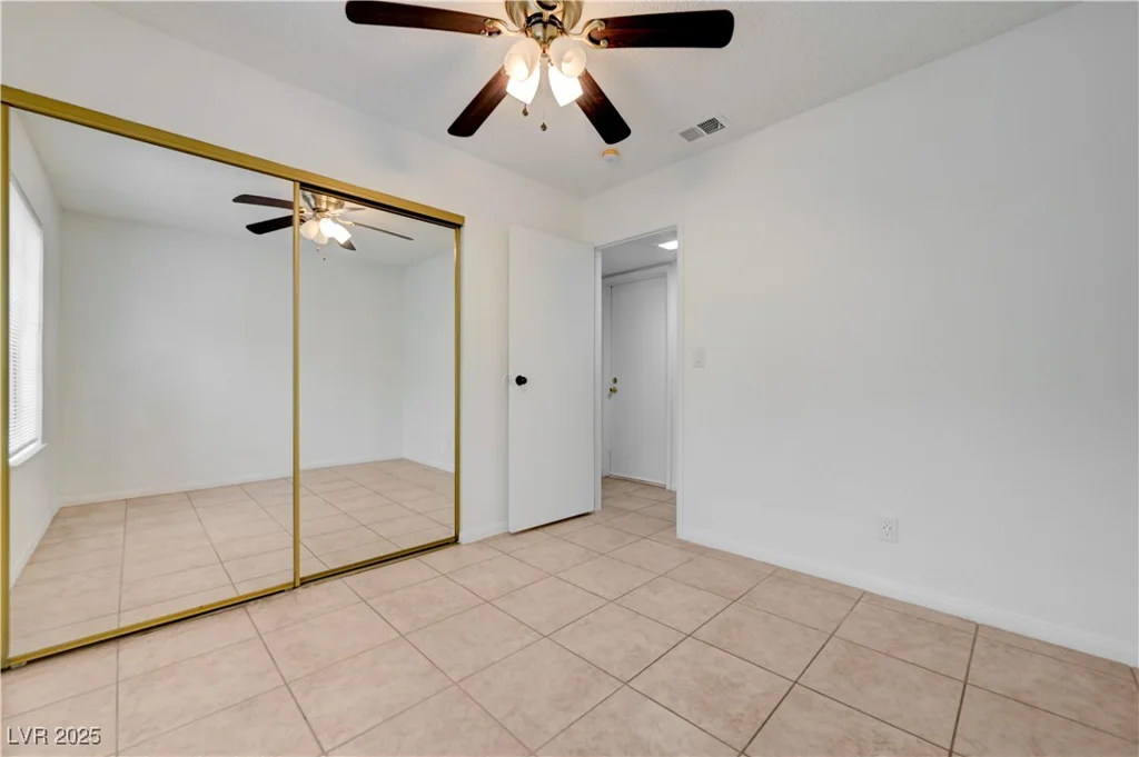 2377 Los Feliz, Las Vegas, NV 89156