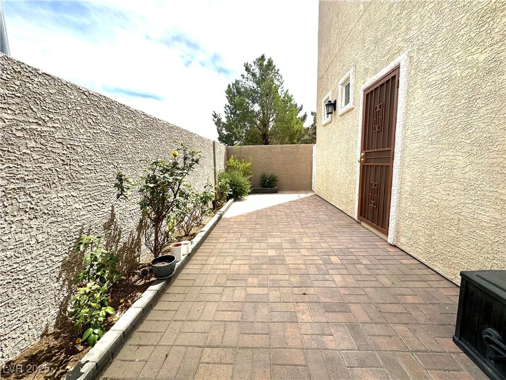 10372 Beautiful Fruit, Las Vegas, NV 89183