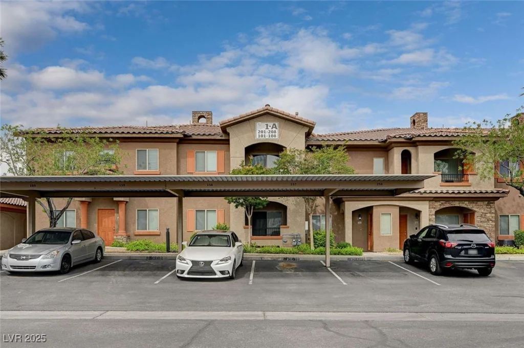 7701 Robindale, Las Vegas, NV 89113