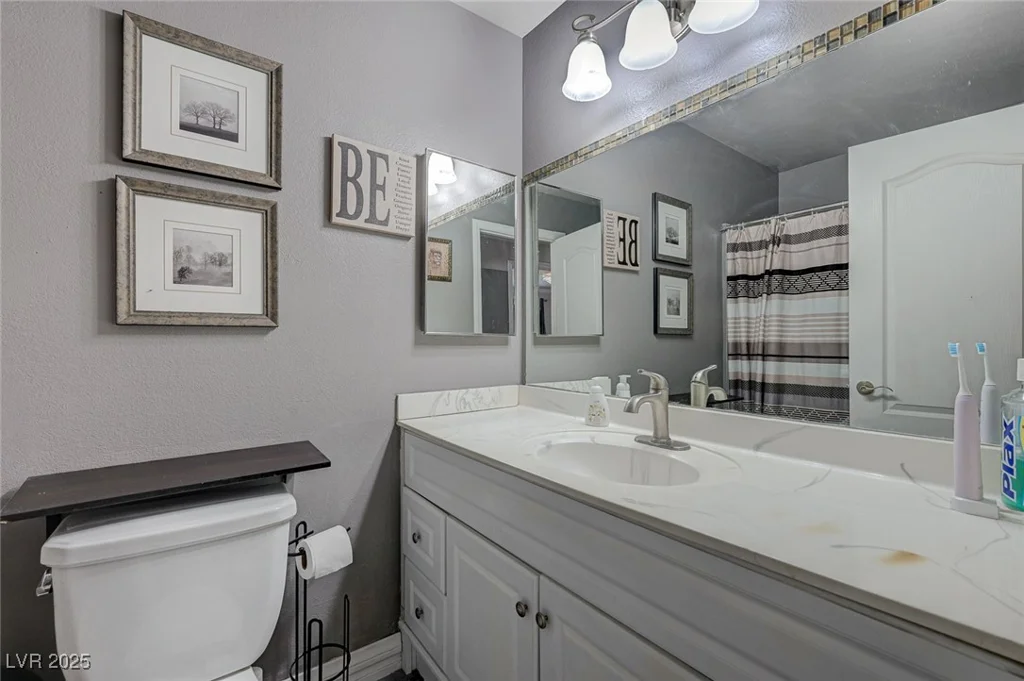 3266 Mountain Spring, Las Vegas, NV 89146