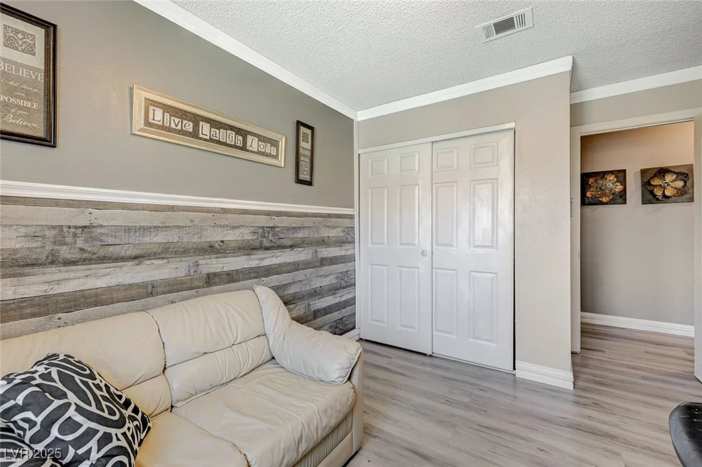 3266 Mountain Spring, Las Vegas, NV 89146