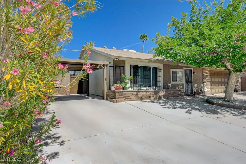 3266 Mountain Spring, Las Vegas, NV 89146