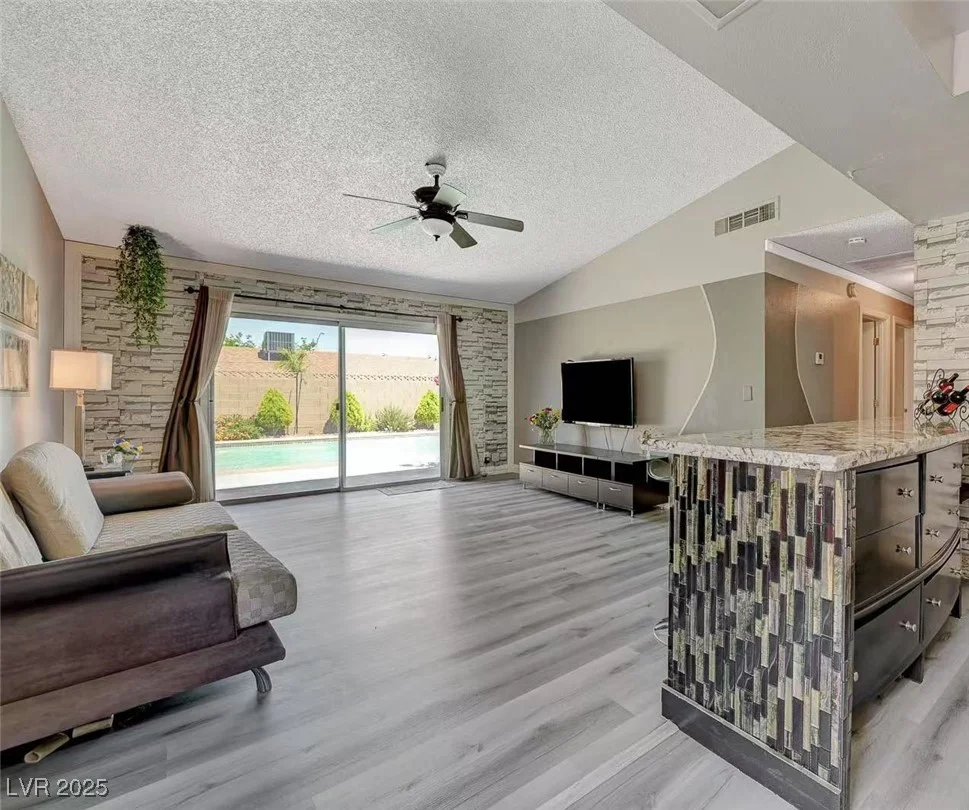 3266 Mountain Spring, Las Vegas, NV 89146