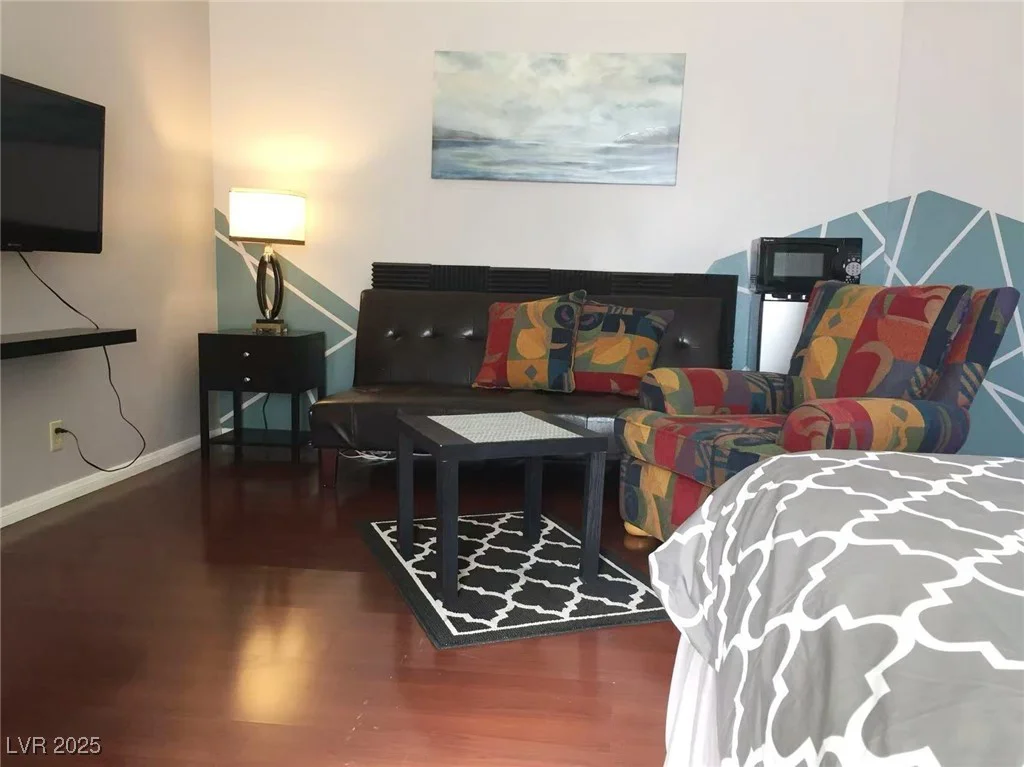 3266 Mountain Spring, Las Vegas, NV 89146