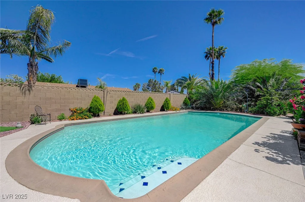 3266 Mountain Spring, Las Vegas, NV 89146